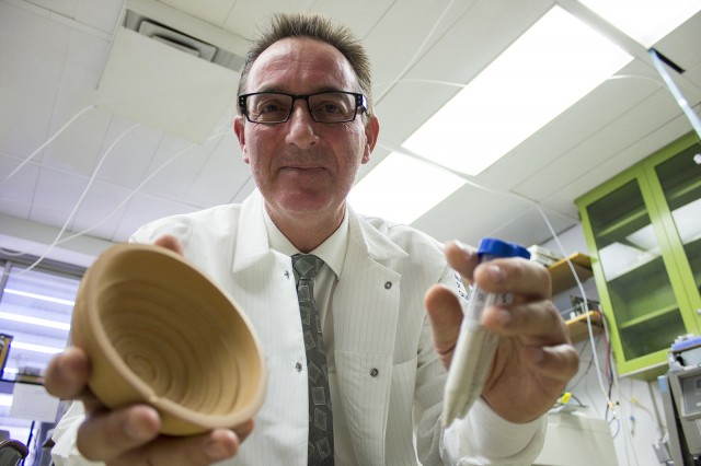 Hans Barnard, an assistant
                        adjunct professor at the Cotsen Institute of
                        Archaeology, has crisscrossed the globe to
                        analyze ancient societies in locales such as
                        Chile, Peru and Tunisia. (Eu Ran Kwak/Daily
                        Bruin)